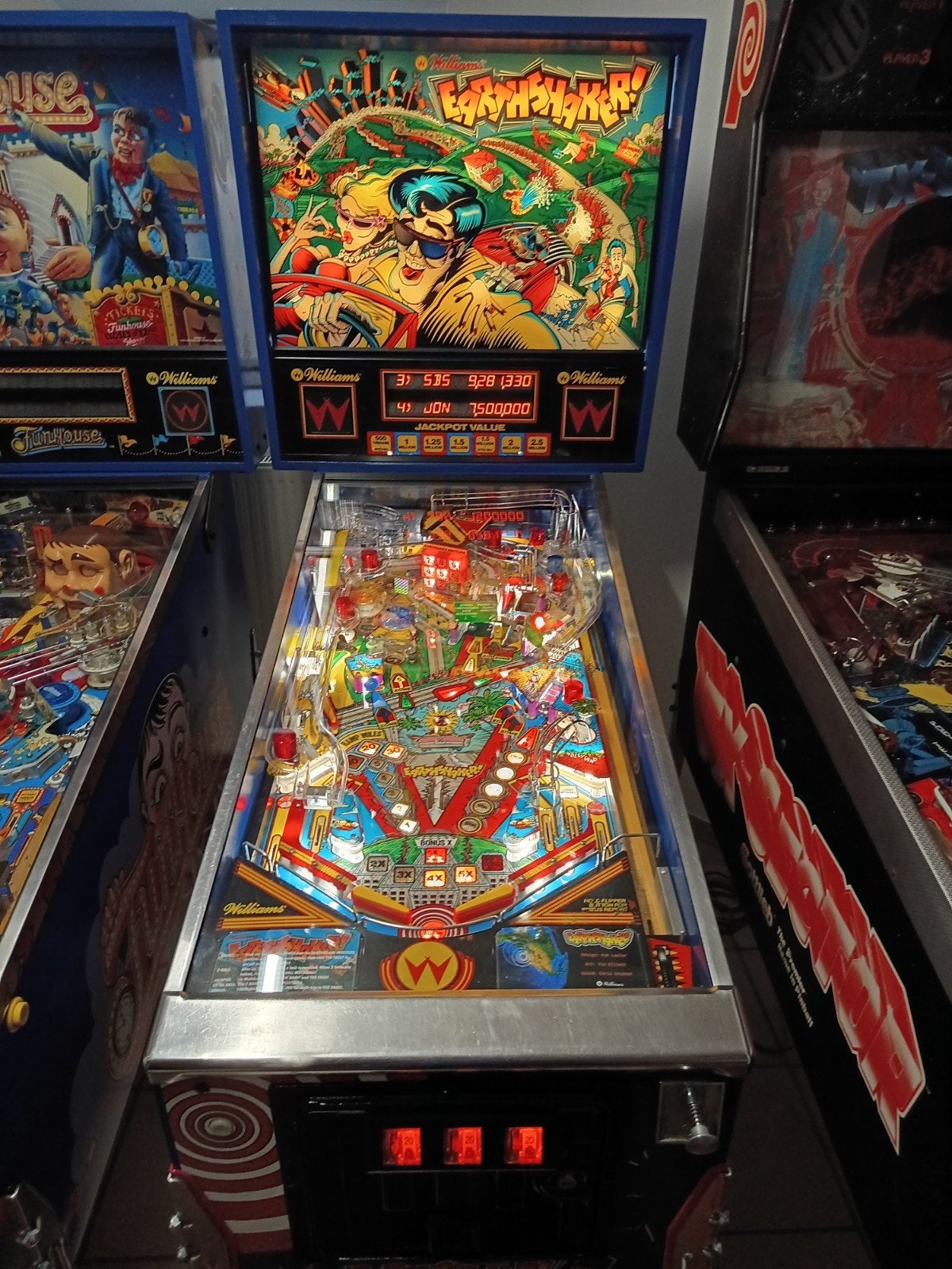 Williams Earthshaker - completely restored, Verzamelen, Ophalen, Flipperkast