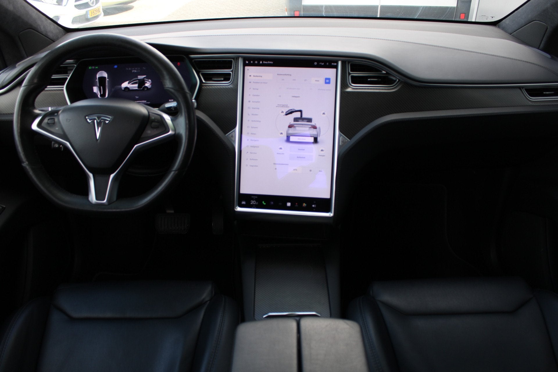 Tesla Model X 75D Base 6-PER LEDER CAMERA ACC CARPLAY, Automaat, Model X, Gebruikt, Zwart