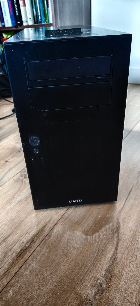 PC - Lian-Li i7 2600K + 8GB DDR3 + SSD + 27" Dell scherm, Ophalen, Met monitor, 8 GB, Zelf gebouwde pc