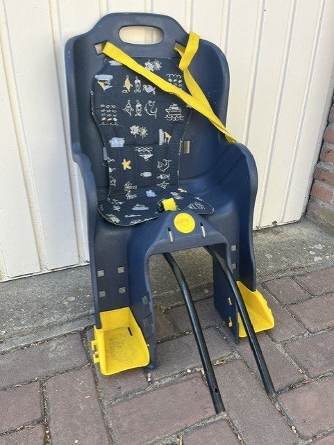 Kinderzitje; fietsstoeltje, Ophalen, Gebruikt, Achterzitje, Voetsteuntjes