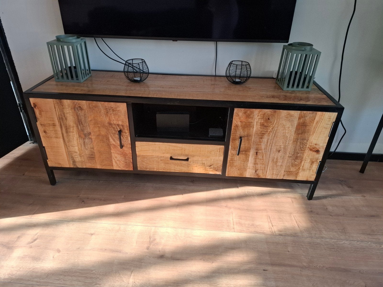 Mango houten tv meubel, Gebruikt, 100 tot 150 cm, Minder dan 100 cm, 25 tot 50 cm