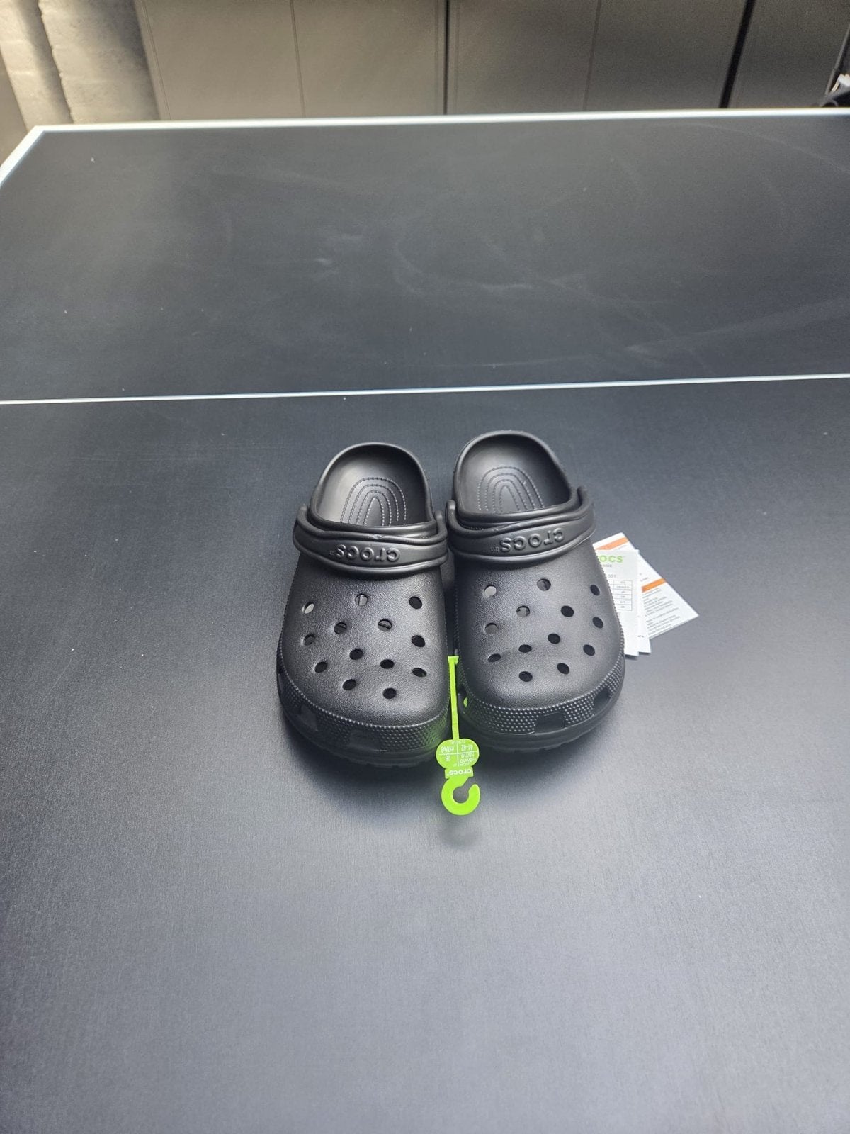 Crocs Classic Clog Zwart - Nieuw en Ongedragen (41/42), Verzenden, Nieuw, Zwart, Slippers