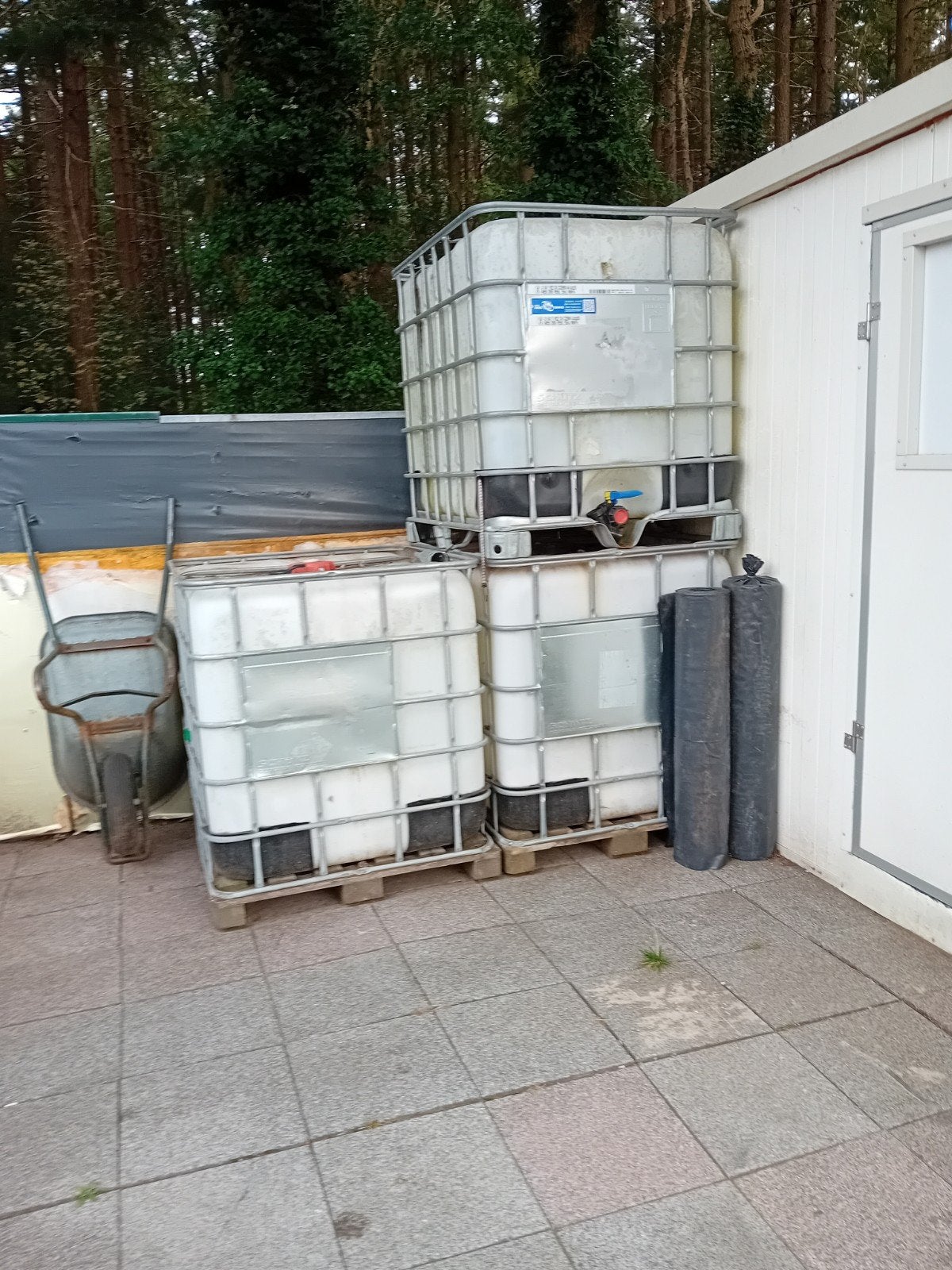 ibc vatten, 150 liter of meer, Ophalen, Zo goed als nieuw