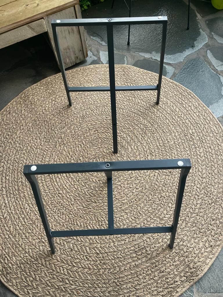 IKEA LERBERG Tafelpoten - Donkergrijs (2 stuks), Huis en Inrichting, Tafelonderdelen, Ophalen, Tafelpoot, Gebruikt, 50 tot 100 cm