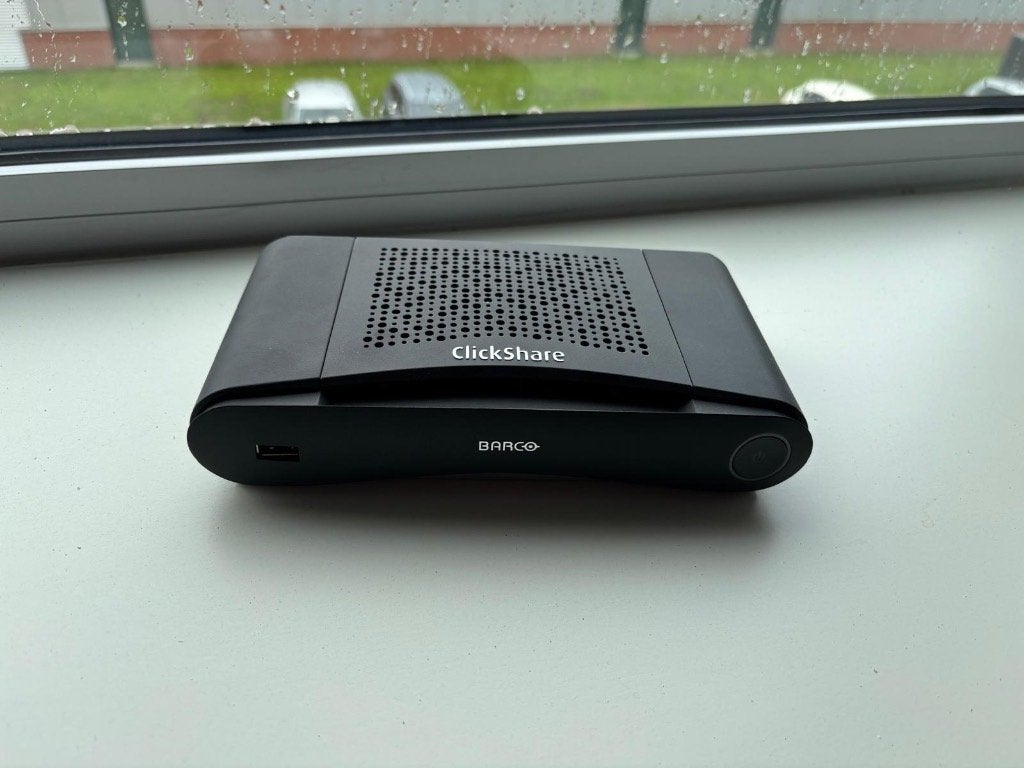 Barco ClickShare CS-100 met 2 USB knoppen, Ophalen, Zo goed als nieuw, Barco, MacOS