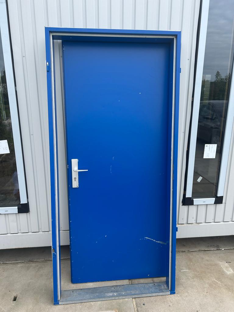 Buitendeur + kozijn container / woonunit, incl. 2 sleutels, Ophalen, Gebruikt, 80 tot 100 cm, Buitendeur