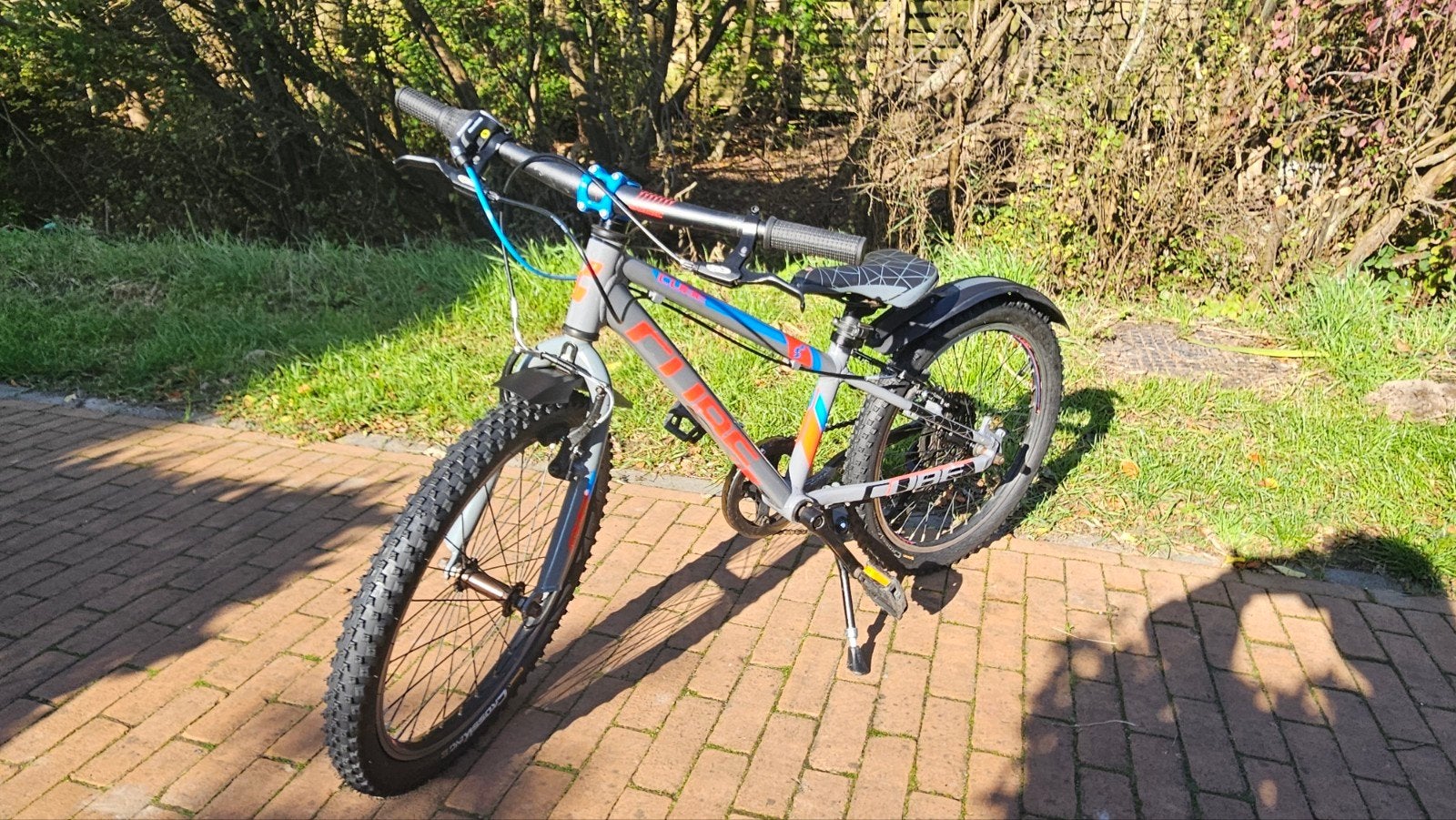Cube Kid Race 20 inch - lichtgewicht met nieuwe onderdelen, Fietsen en Brommers, Ophalen, 20 inch of meer, Gebruikt, Velgrem