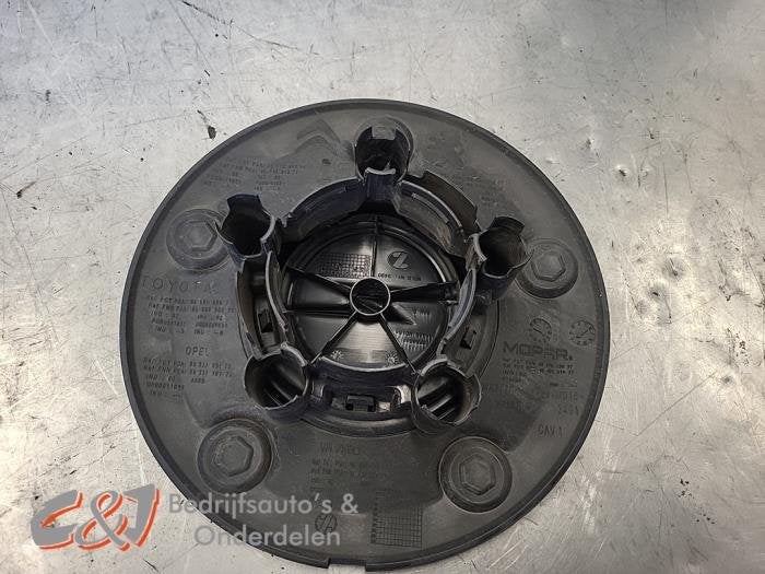 Wieldop van een Opel Vivaro, Gebruikt, -, -, Opel