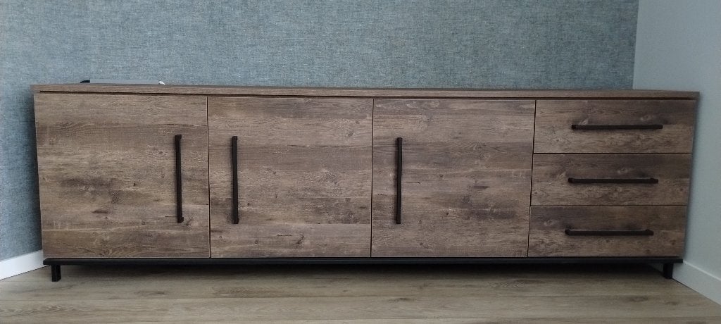 Dressoir industrieel, mocca, Huis en Inrichting, Ophalen, Met deur(en), Overige materialen, Zo goed als nieuw