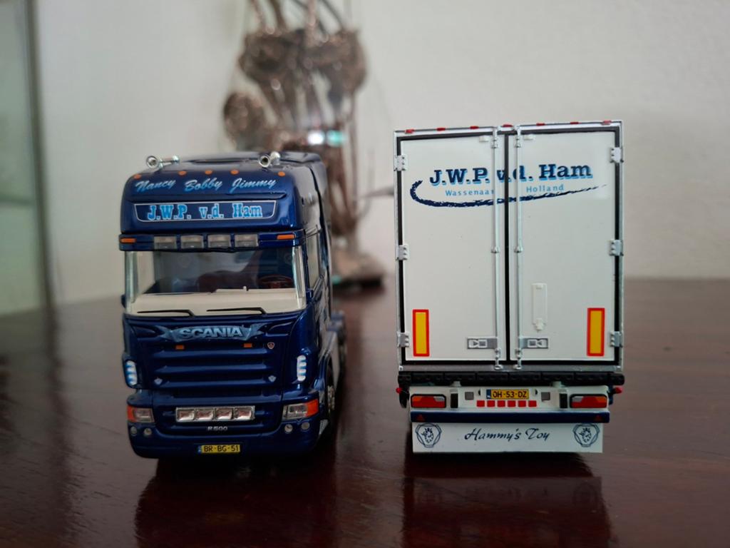 Tekno Scania J.W.P van de Ham vitrine model, Hobby en Vrije tijd, Modelauto's | 1:50, Ophalen of Verzenden, Zo goed als nieuw
