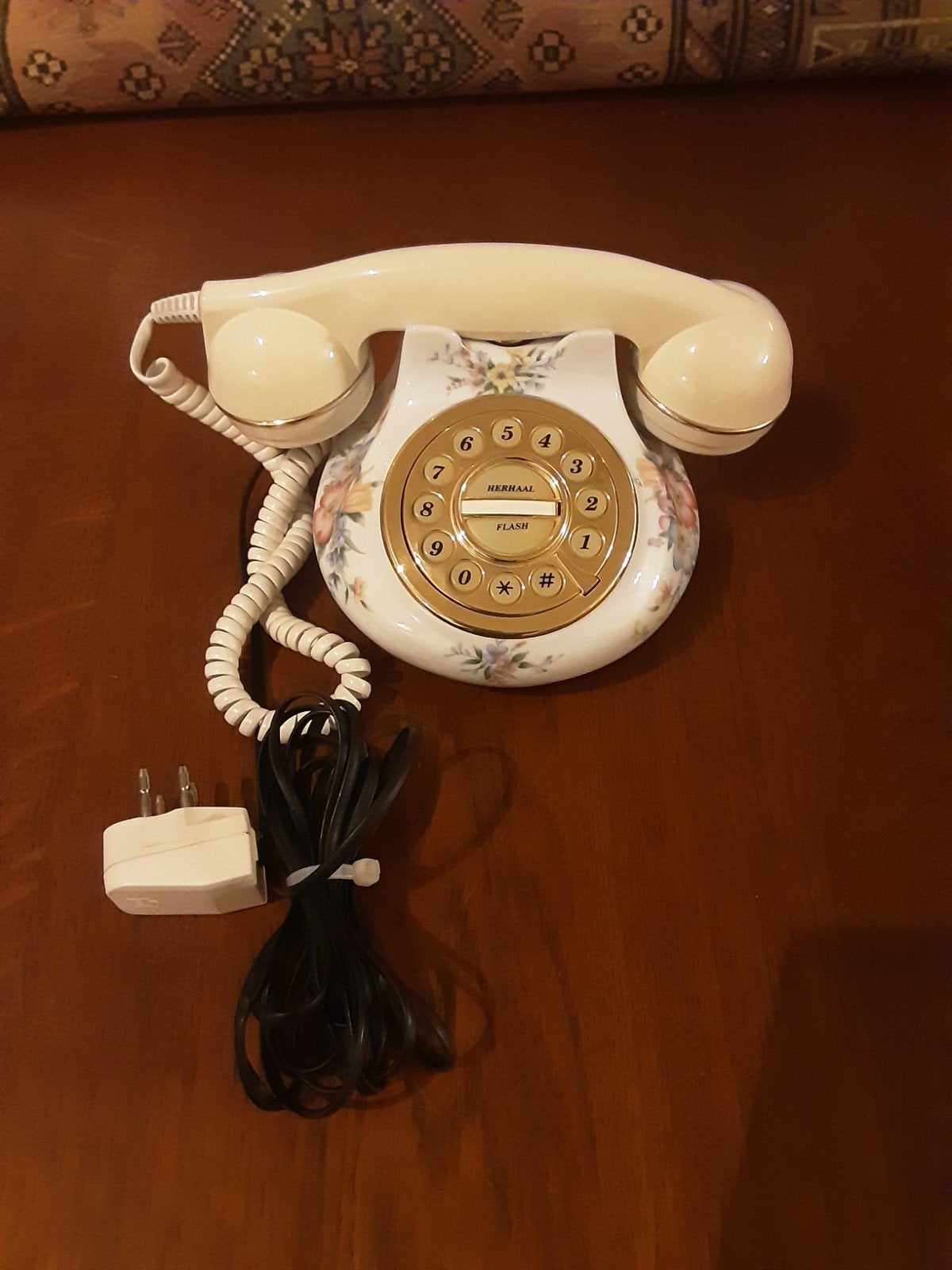 Royal Albert telefoon Constance, Ophalen of Verzenden