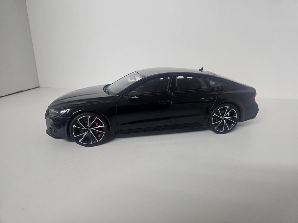 GT SPIRIT Audi RS7 Sportback Zwart 1:18, Ophalen of Verzenden, Zo goed als nieuw