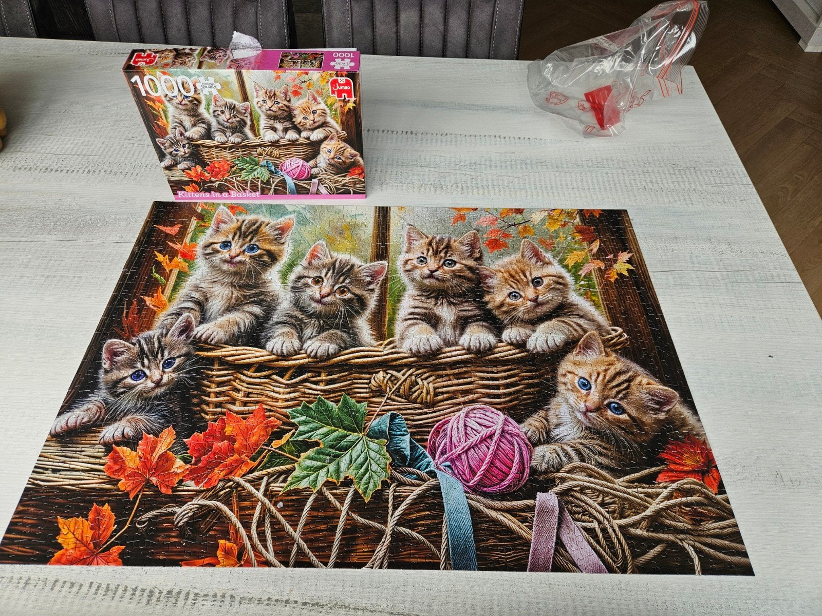 Legpuzzel 1000 stukjes: Kittens in een mand, Ophalen of Verzenden, 500 t/m 1500 stukjes, Zo goed als nieuw, Legpuzzel
