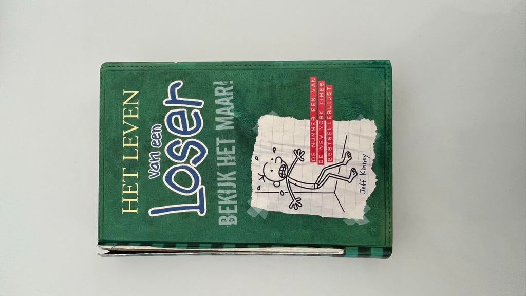 Het Leven van een Loser: Bekijk het Maar! - Jeff Kinney, Boeken, Ophalen of Verzenden, Gelezen, Fictie