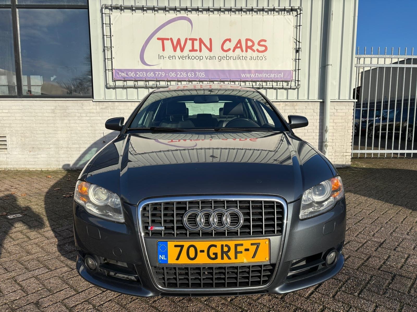 Audi A4 Limousine 2.0 TFSI quattro Advance Leer Xenon Aut, Auto's, Audi, Gebruikt, 4 cilinders, A4, Vierwielaandrijving