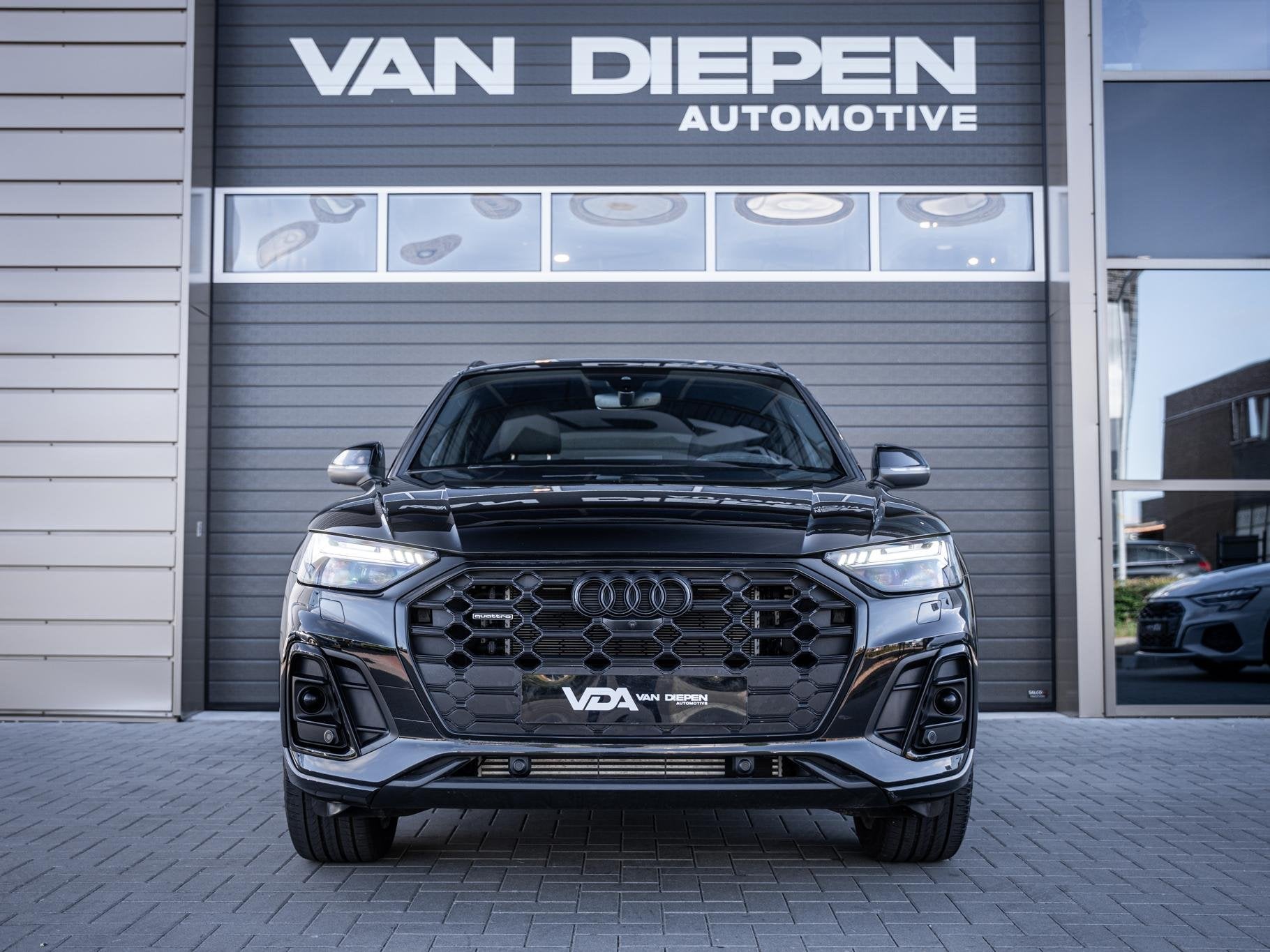 Audi Q5 55 TFSI e S edition Competition 3x S-Line l Pano l T, Auto's, Audi, Automaat, 14 kWh, Gebruikt, 4 cilinders