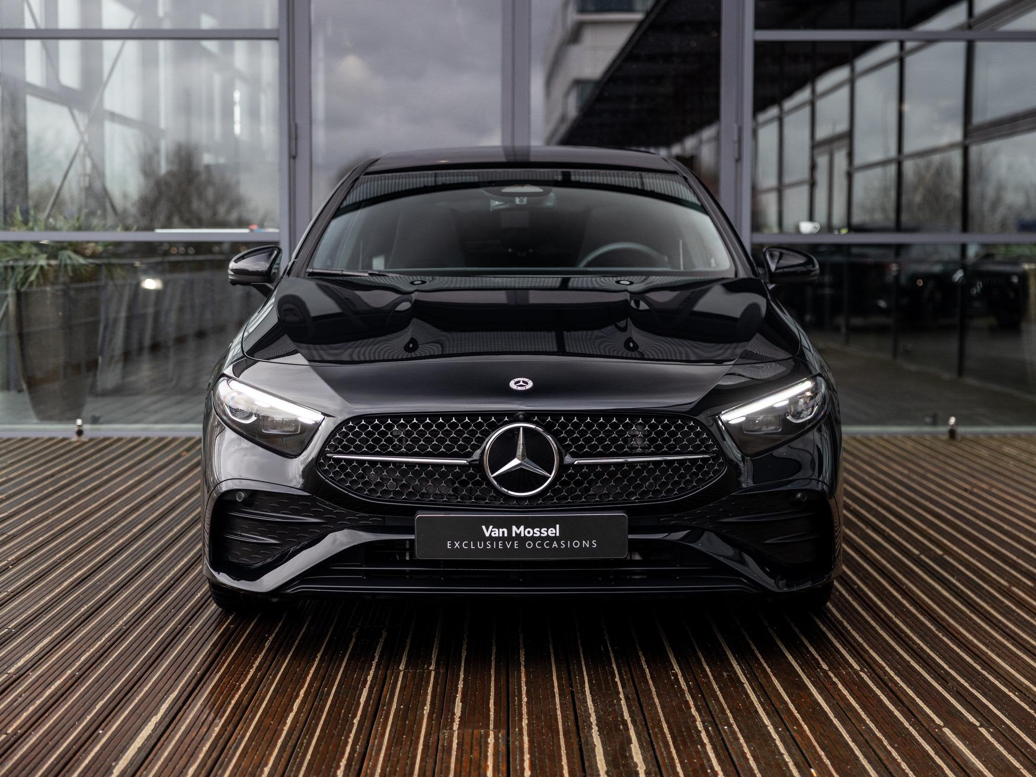 Mercedes-Benz A-klasse 180 Business Solution AMG | PANORAMA\, 4 cilinders, Zwart, Origineel Nederlands, A-Klasse