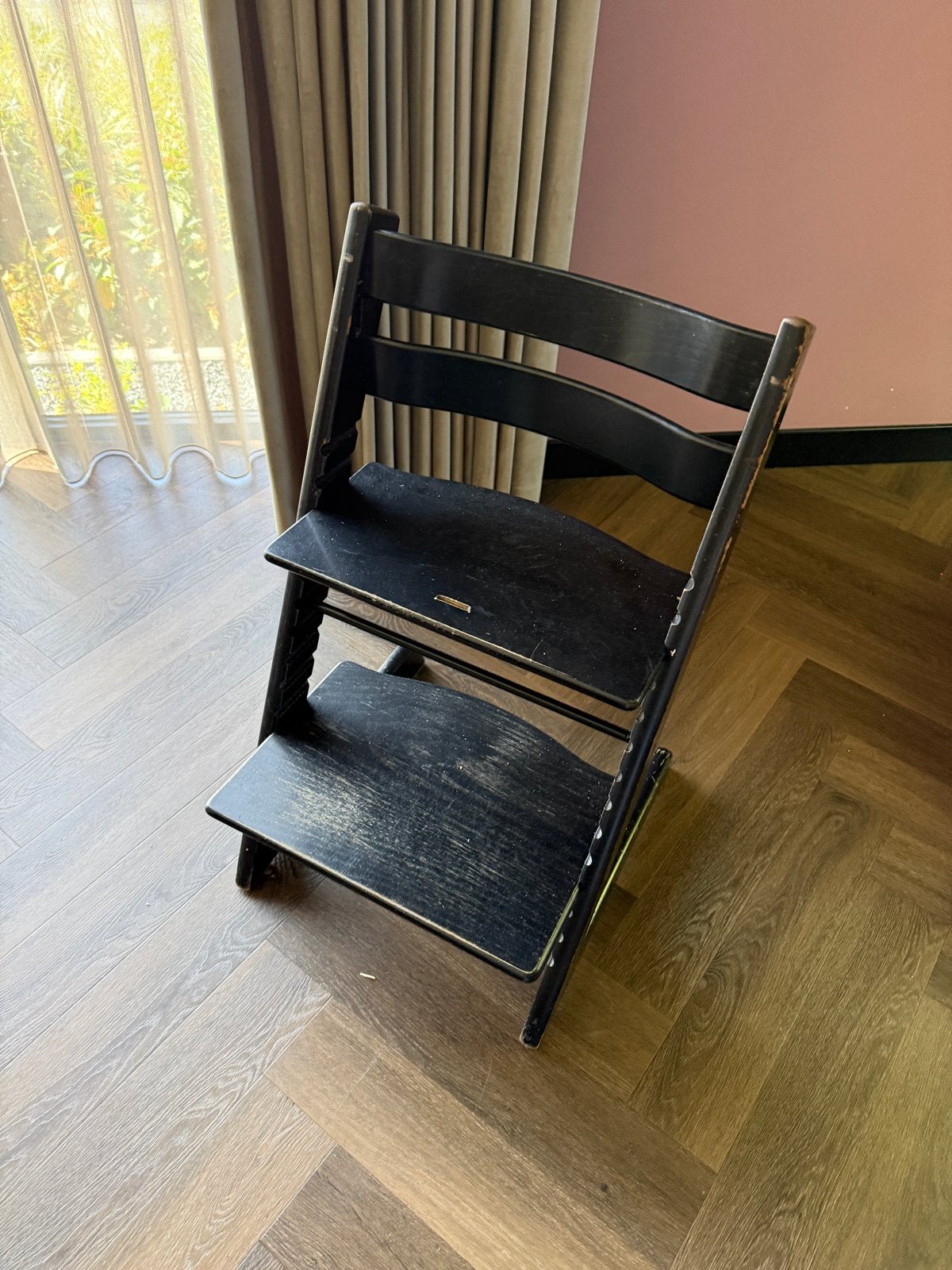 Stokke Tripp Trapp kinderstoel zwart met babyset en hoezen, Ophalen, Gebruikt, Meegroeistoel, Stoelverkleiner