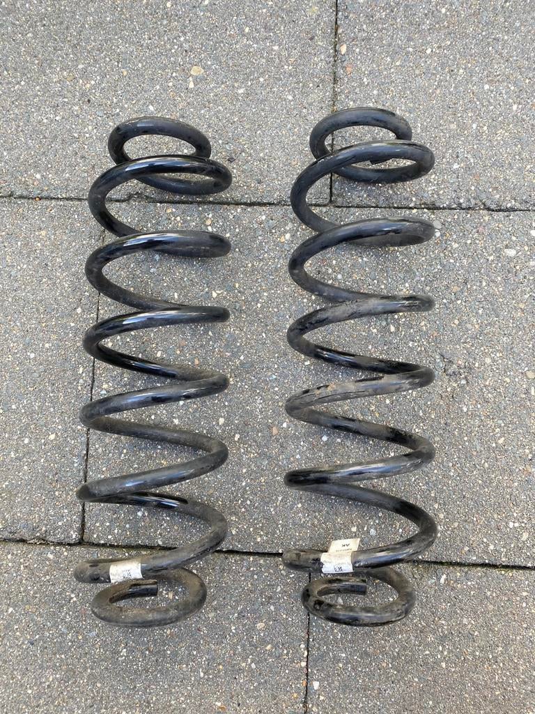 Vw passat b8 achtrerveren veren, Ophalen of Verzenden