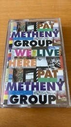 Pat Metheny Group Grammy winner muziek cassette we live here, Gebruikt, Ducoso, 1 bandje, Ophalen of Verzenden