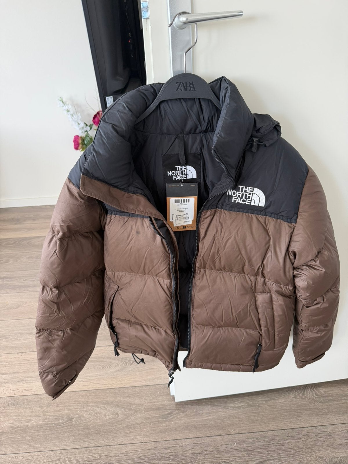 The North Face 1996 Retro Nuptse Puffer Jacket, Kleding | Dames, Ophalen of Verzenden, Zo goed als nieuw, Bruin
