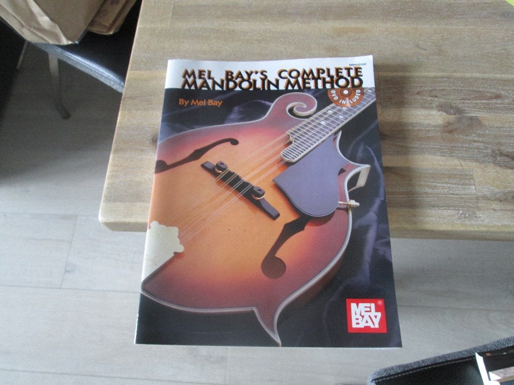 Mel Bay's complete mandolin method + DVD, Muziek en Instrumenten, Nieuw, Ophalen of Verzenden, Banjo of Mandoline, Artiest of Componist