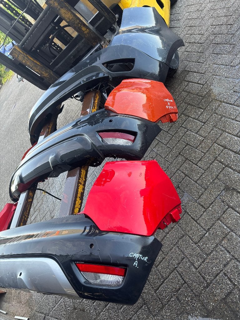 Achterbumpers Renault Captur,Megane,Scenic. Alles voor €150, Ophalen, Gebruikt, Renault, Achter