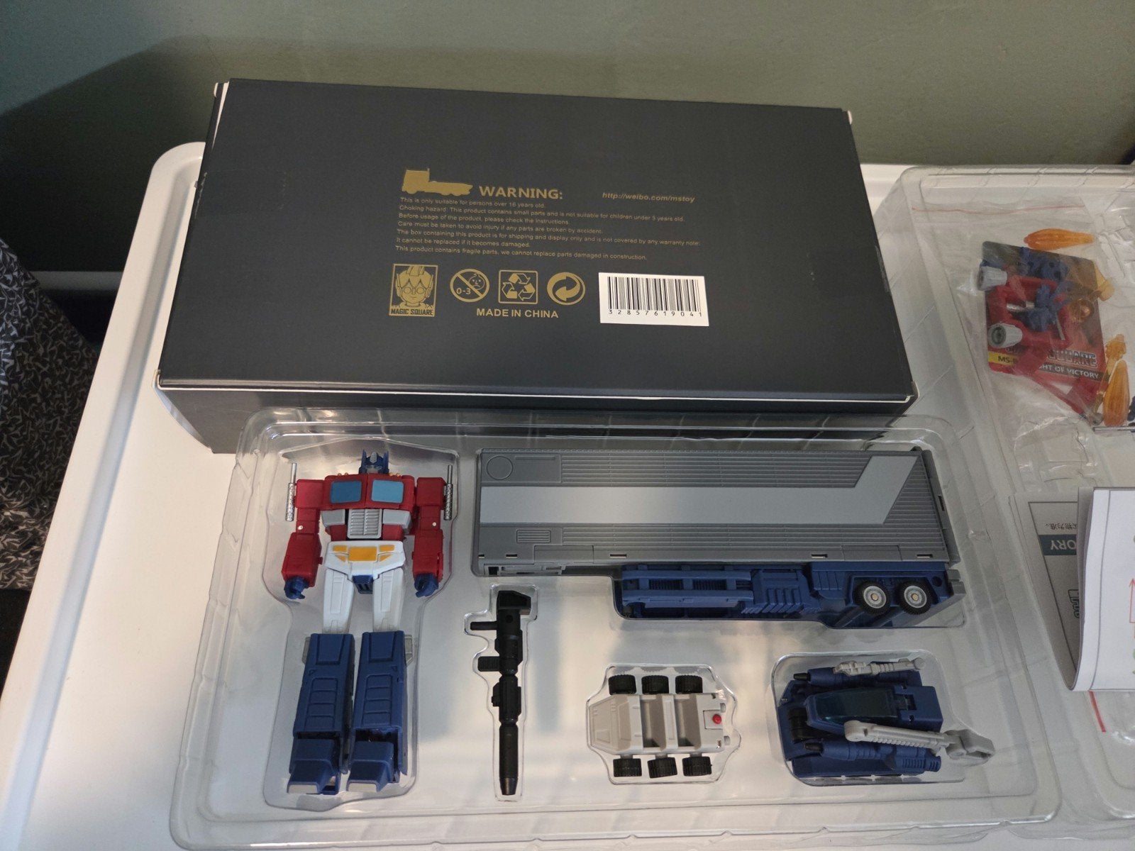 Magic square optimus prime 2.0 met trailer 100% compleet, Ophalen of Verzenden, Zo goed als nieuw