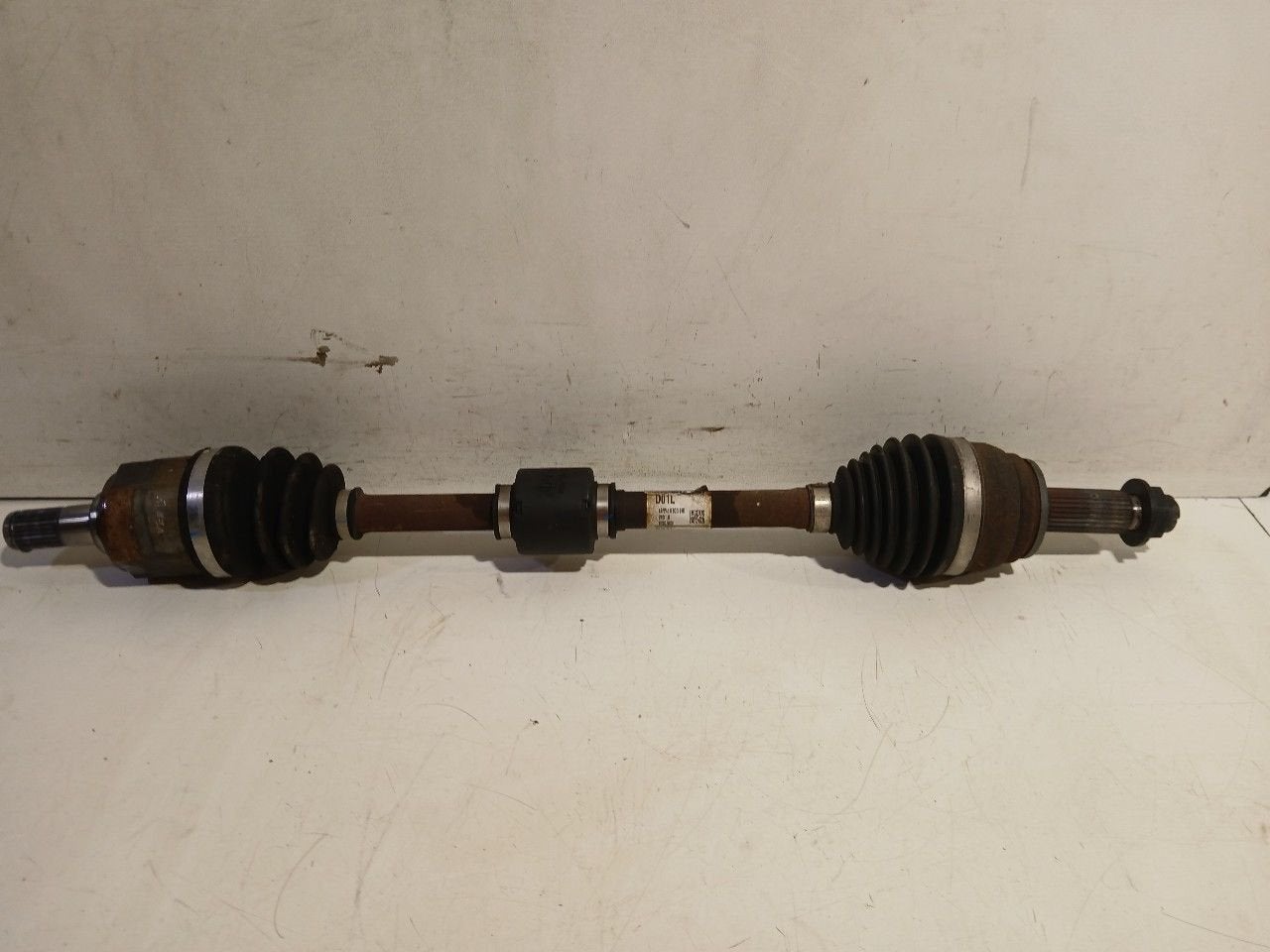 Aandrijfas links voor Hyundai Kona, Onderdelen@venauto.nl, Van der Ven Autorecycling B.V., Gebruikt, Ettenseweg 76, 4706 PB Roosendaal, The Netherlands