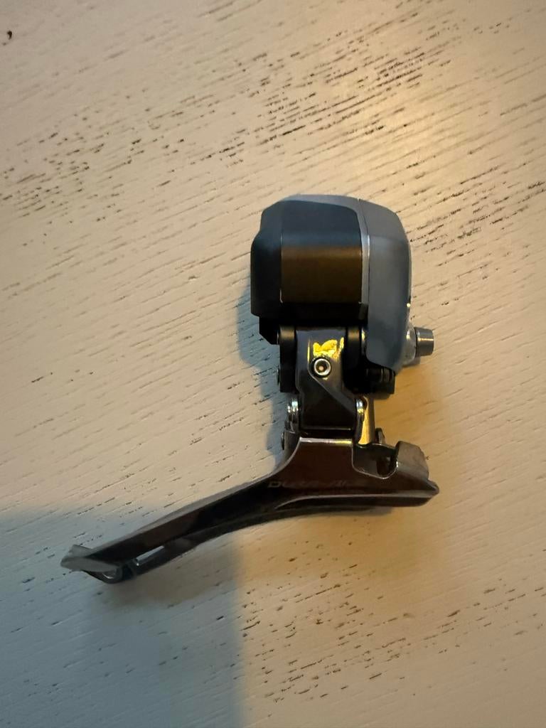 Shimano Dura-Ace Di2 Voorderailleur r9070, Gebruikt, Overige materialen, Ophalen of Verzenden, Derailleur of Ketting