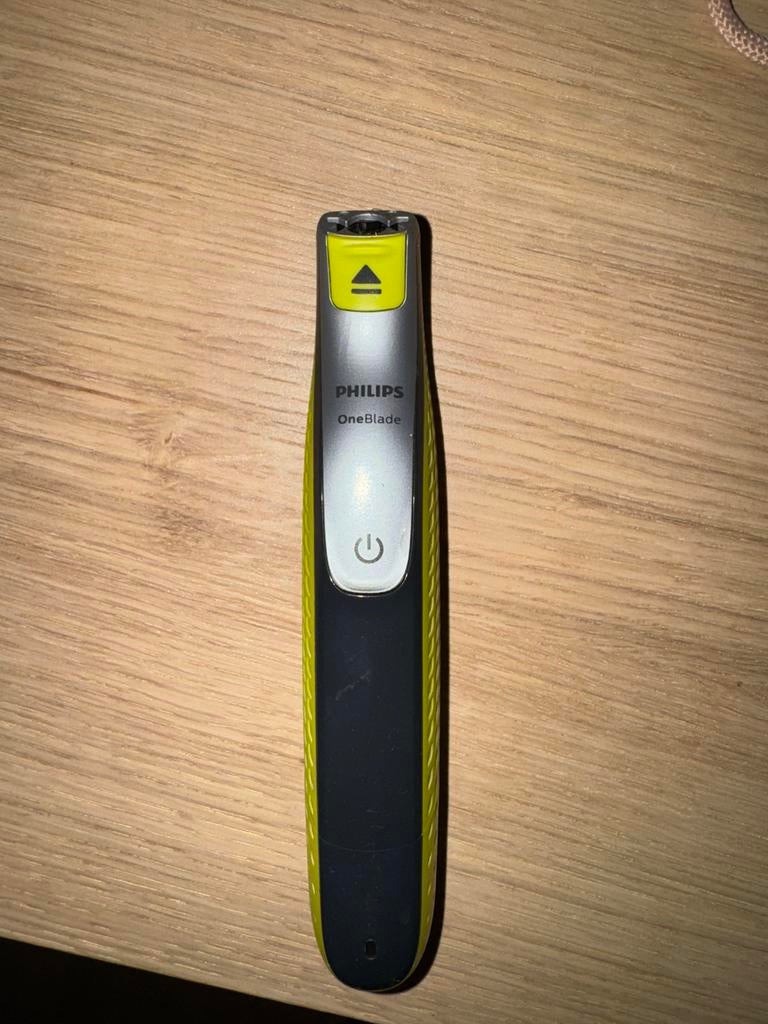 Philips one blade, Ophalen of Verzenden, Zo goed als nieuw, Scheren en Epileren