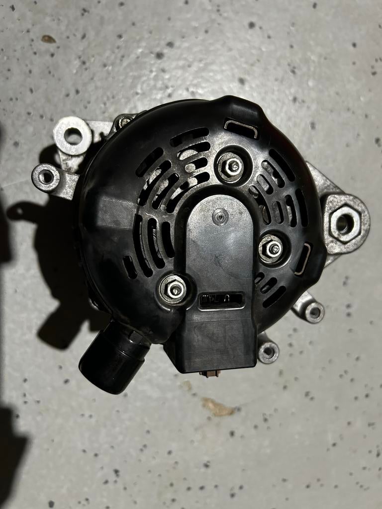 Dynamo/ Alternator Denso MS104211-8040 o.a. voor Honda Civic, Ophalen, Gebruikt, Honda