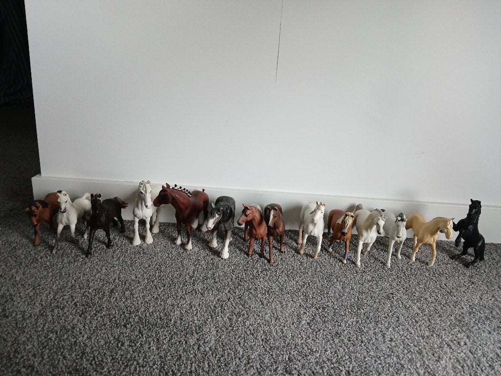 Mooie schleich paarden, pony's, veulens en dieren, Ophalen, Zo goed als nieuw, Paard, Beeldje of Figuurtje