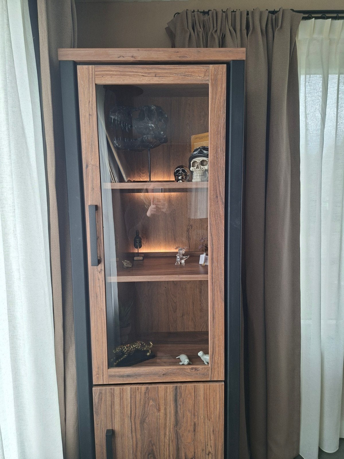 Moderne vitrinekast met glazen deur en opbergruimte, Ophalen, Minder dan 50 cm, Met deur(en), Nieuw