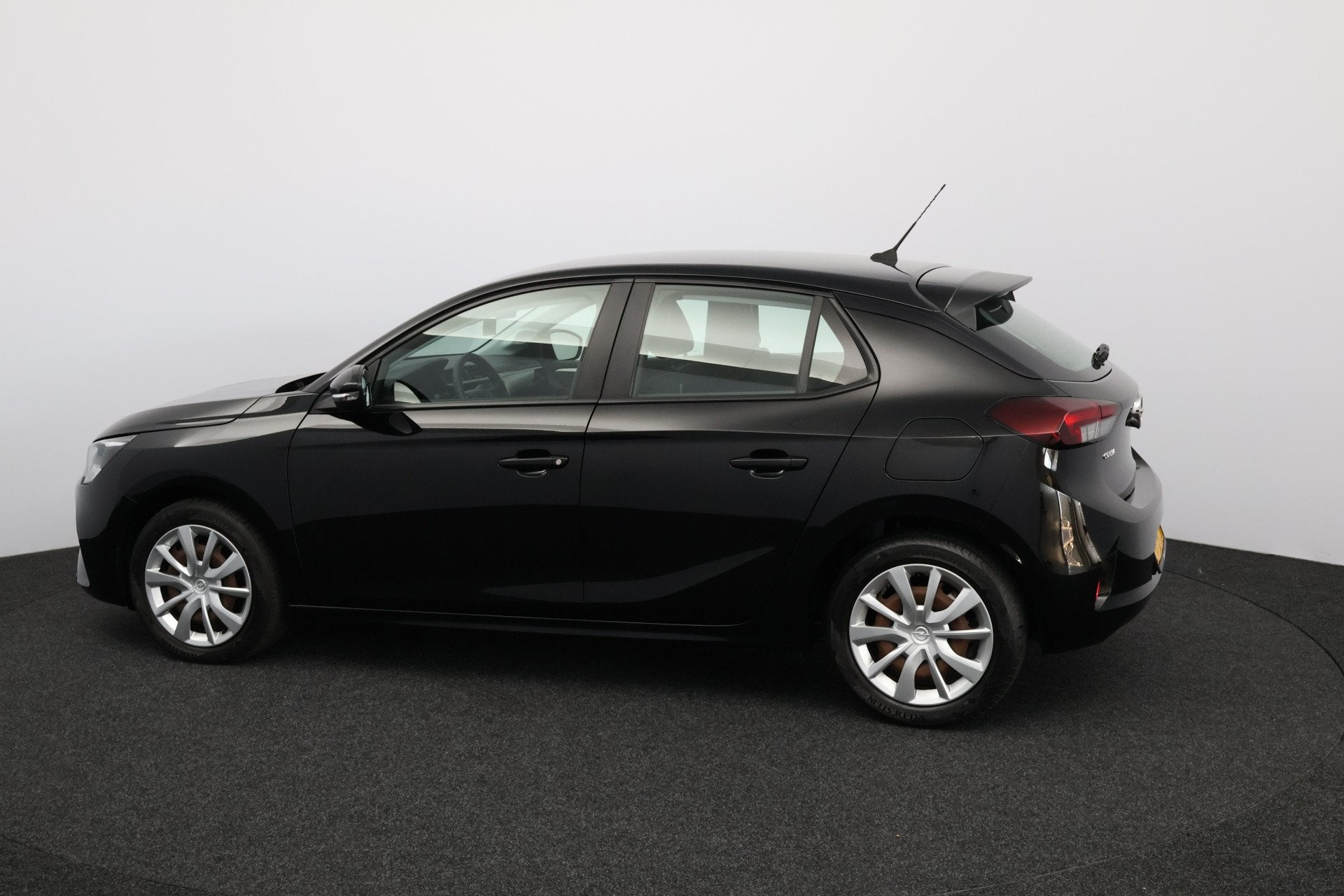 Opel Corsa 1.2 Edition/ Apple + Android/ DAB+/ Navi/ Airco/, Voorwielaandrijving, Gebruikt, Origineel Nederlands, Handgeschakeld