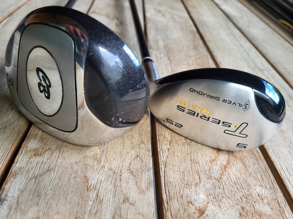 Foto 13 van Rechtshandige beginners golfset of oefenset voor op de baan