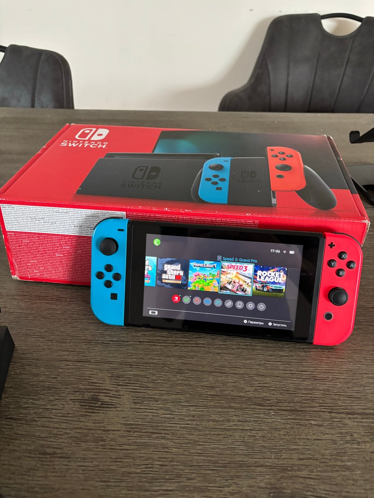 Nintendo Switch V2 met 3 games en extra Joy-Con, Met 3 controllers of meer, Ophalen, Switch 2019 Upgrade, Gebruikt