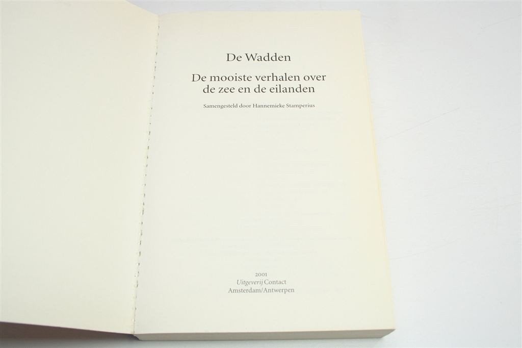 De Wadden — De Mooiste Verhalen over Zee en Eilanden, Boeken, Ophalen of Verzenden, Gelezen