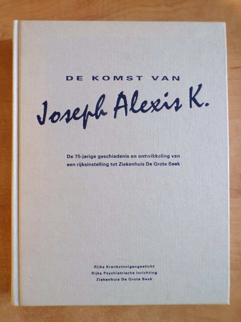 De komst van Joseph Alexis K., geschiedenis R.P.I. Eindhoven, Boeken, Ophalen of Verzenden, 20e eeuw of later, Zo goed als nieuw