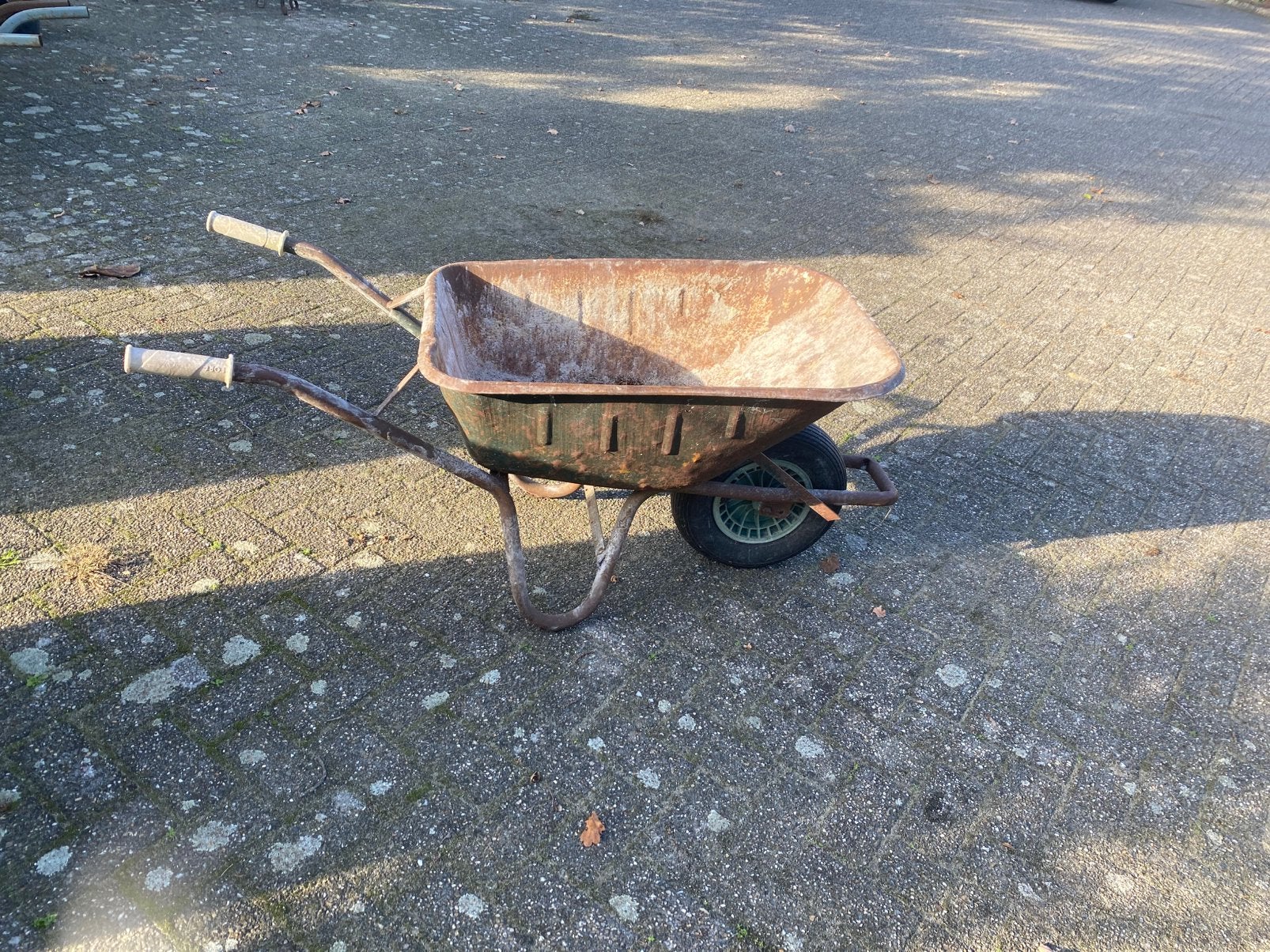 Zeer degelijke sterke Fort kruiwagen, Ophalen, Kunstmest