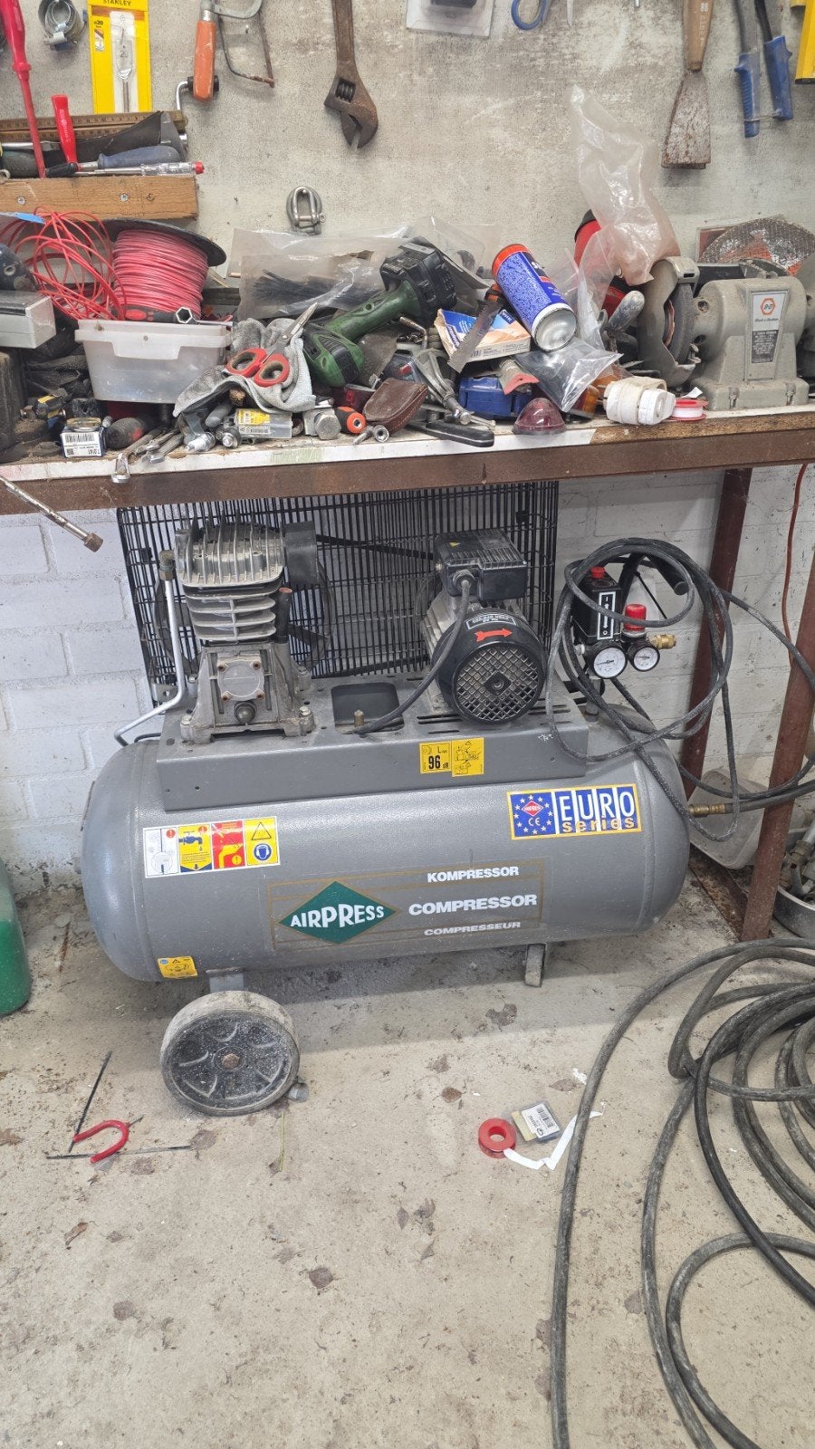 Airpress Compressor Euro Series - Gebruikt, Ophalen of Verzenden