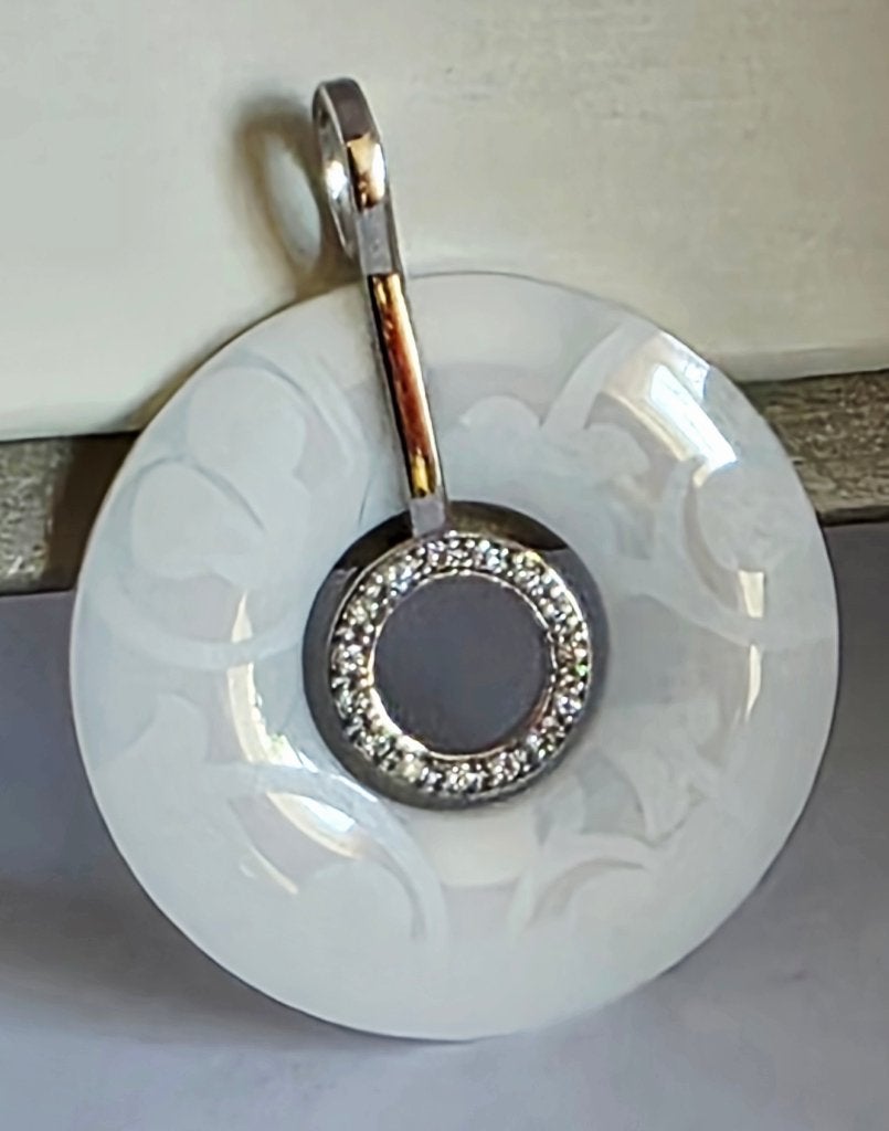 Exclusieve design gouden en diamanten hanger met ceramic, Overige voorstellingen, Ophalen of Verzenden, Zo goed als nieuw, Met edelsteen