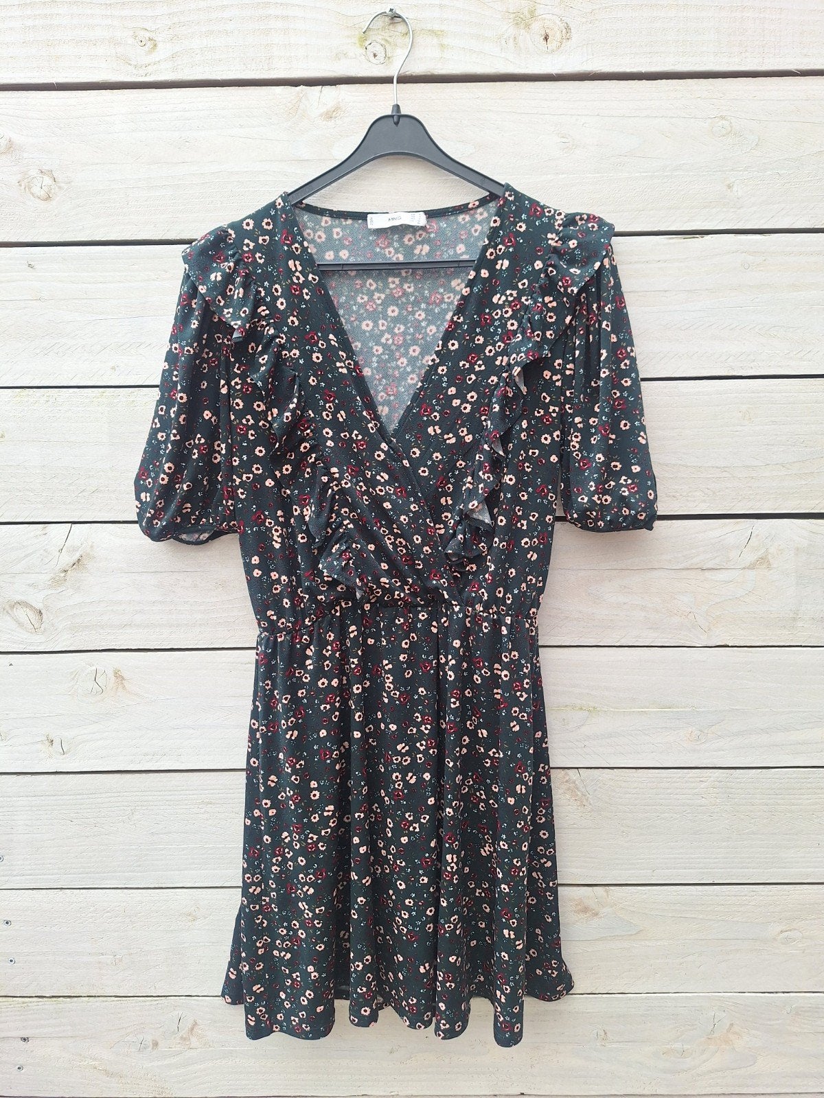 Mango jurk met ruches en bloemenprint, maat M, Maat 38/40 (M), Mango, Ophalen of Verzenden, Gedragen