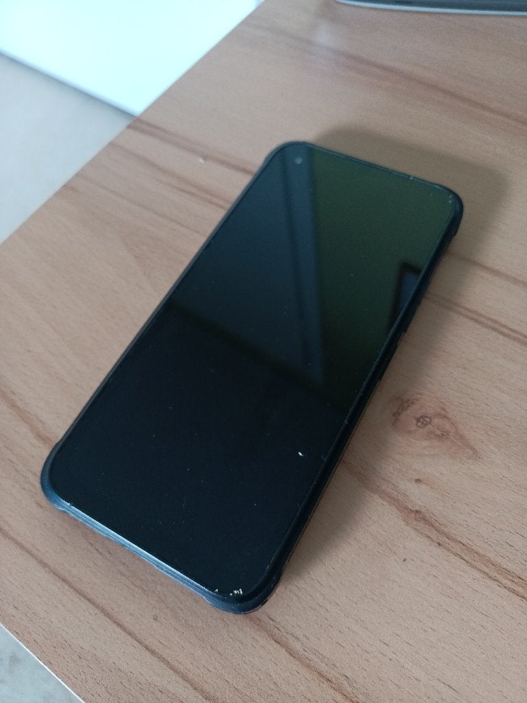 Blade V, Ophalen of Verzenden, Zo goed als nieuw, Klassiek of Candybar, Zonder simlock