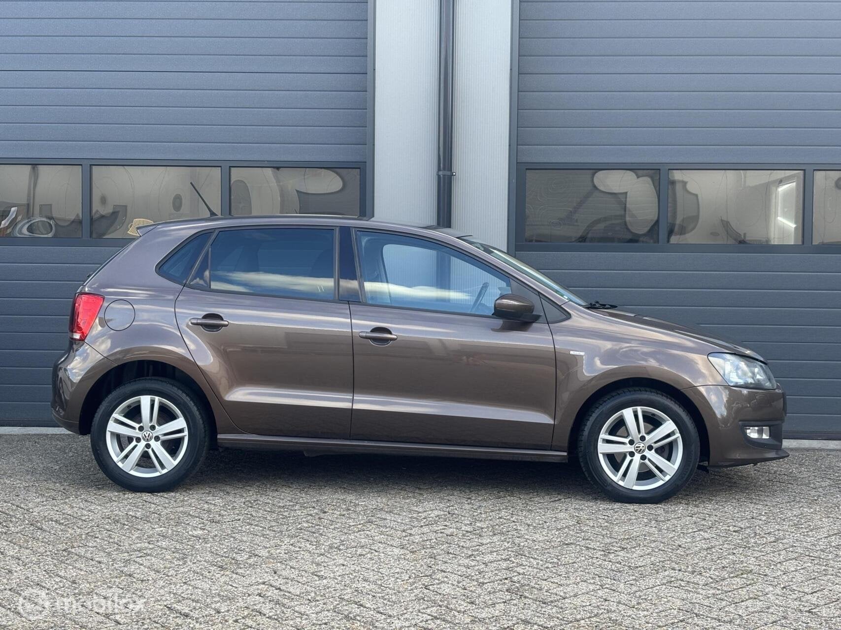 Volkswagen Polo 1.2 TDI BlueMotion Comfortline Uitvoering, Voorwielaandrijving, Euro 5, 1199 cc, Bruin