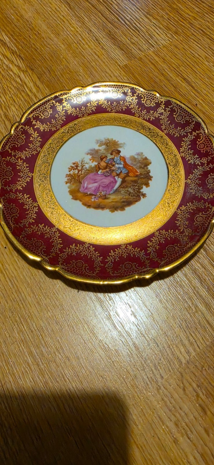 Limoges Frankrijk Decoratief Bordje met Romantische Scène, Antiek en Kunst, Ophalen