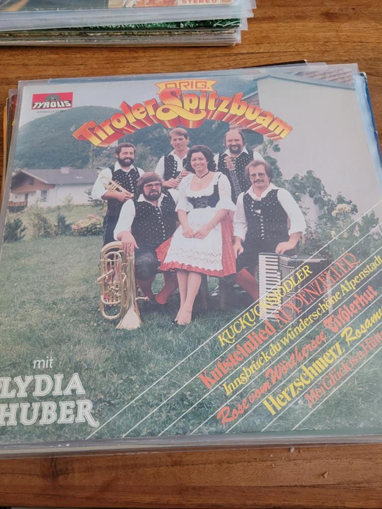 Orig tiroler spitzbaum mit lydia huber, Ophalen of Verzenden, Zo goed als nieuw, Overige formaten, Levenslied of Smartlap