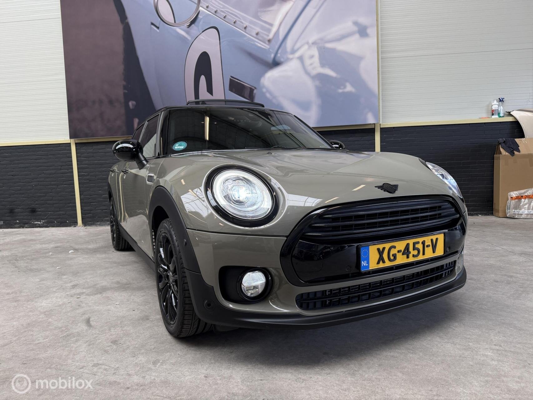 Mini Clubman 1.5 Cooper aut|BLACKPAK|PANODAK|CAMERA|, Auto's, Gebruikt, Automatische klimaatregeling, Leder en Stof, Origineel Nederlands