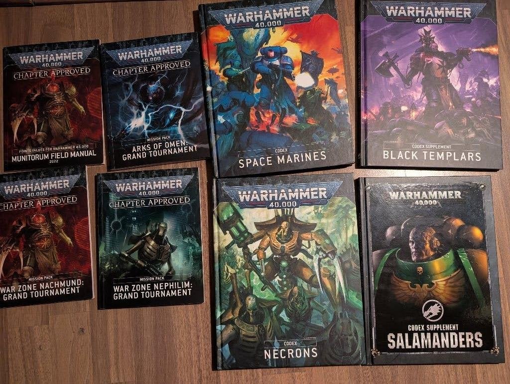 warhammer 40 vintage books, Ophalen, Zo goed als nieuw, Warhammer 40000, Boek of Catalogus