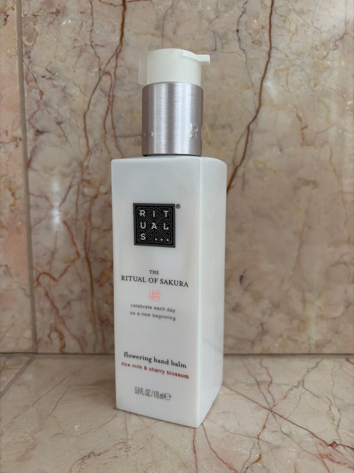 Rituals The Ritual of Sakura Flowering Hand Balm 175ml, Ophalen, Zo goed als nieuw, Bodylotion, Crème of Olie